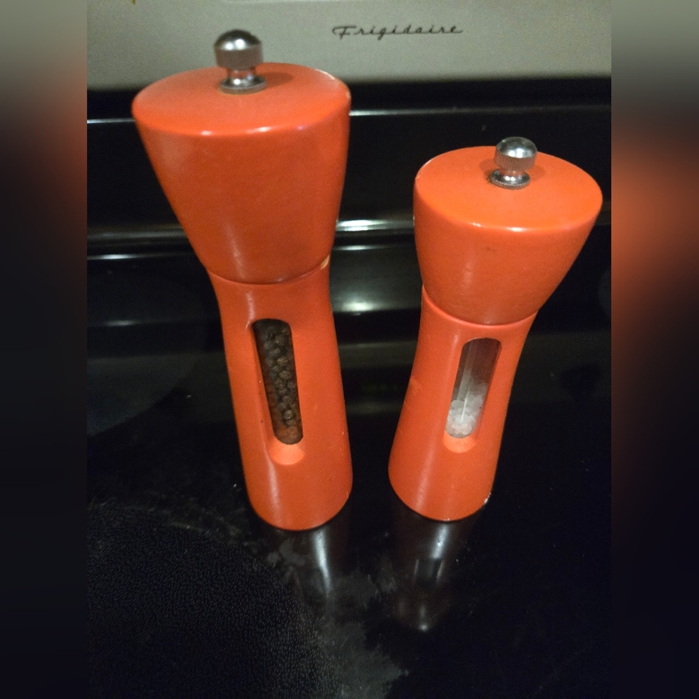 Orange Salt and Pepper Grinder Set
